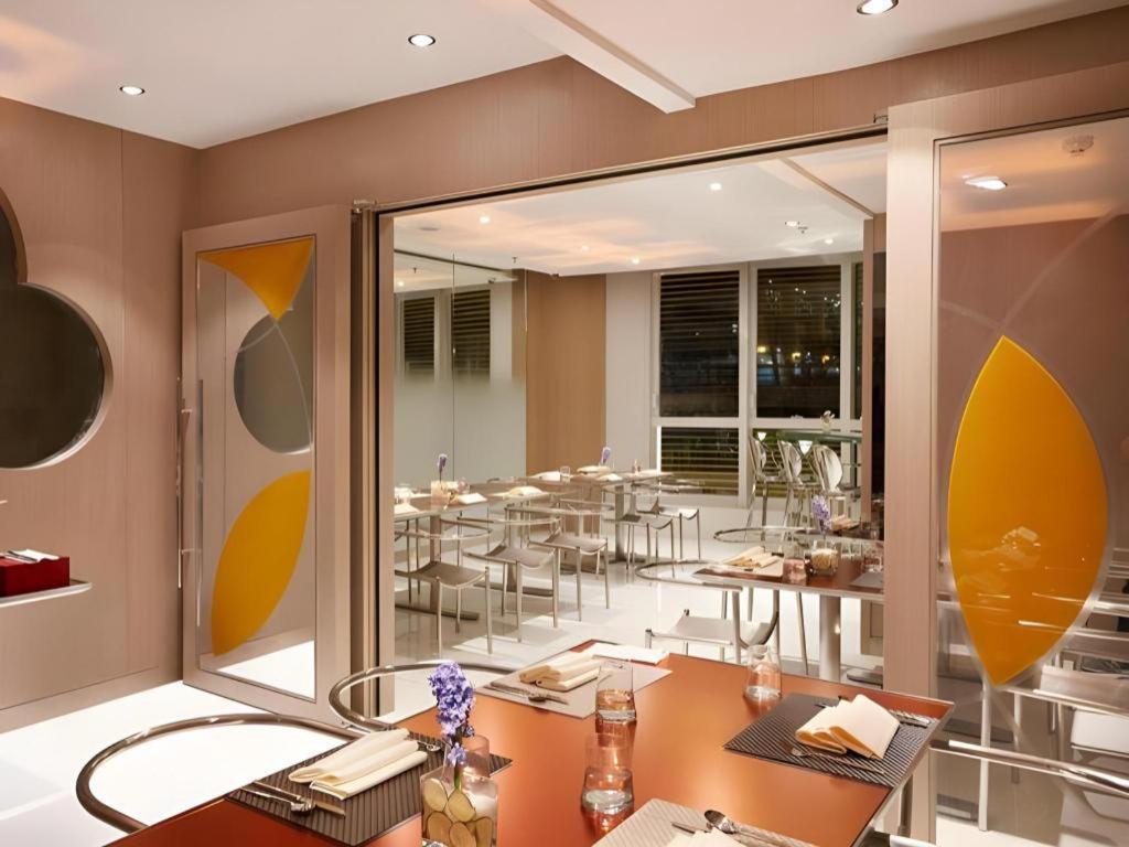 Elysion Place Hotel Causeway Bay Хонконг Екстериор снимка
