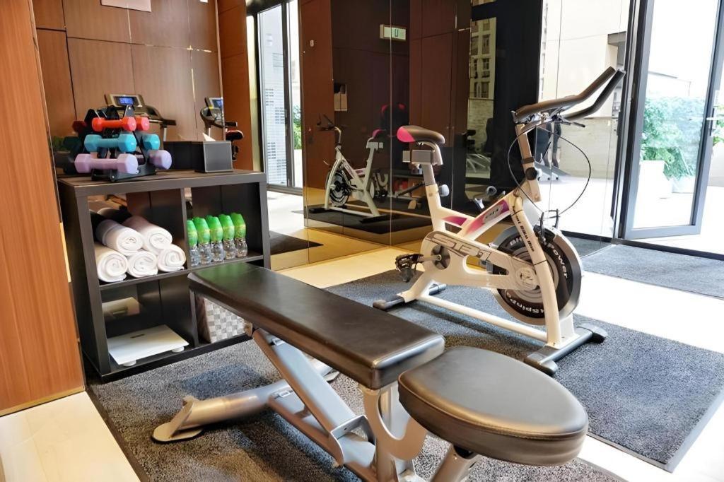 Elysion Place Hotel Causeway Bay Хонконг Екстериор снимка